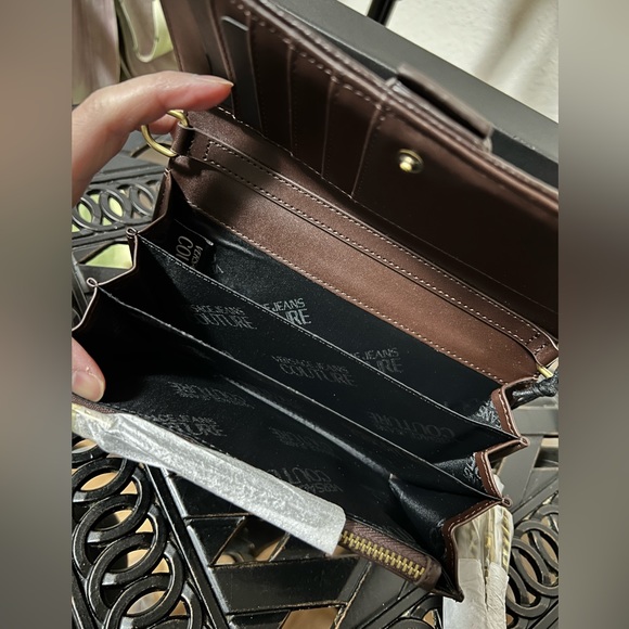 ❌SOLD❌ NWT Versace Jeans Couture Wallet on Chain - Picture 9 of 11